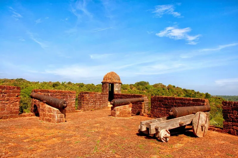 Cabo De Rama Fort Explore Goa’s historic fort with a comfortable Goa sightseeing taxi Hire today
